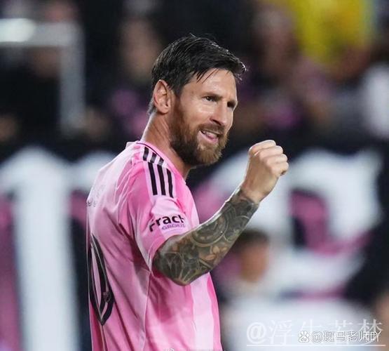 梅西乌龙助攻成神奇引子:独挑三人+半场连过四人双重惊艳! 梅西乌龙助攻成神奇引子:独挑三人+半场连过四人双重惊艳!